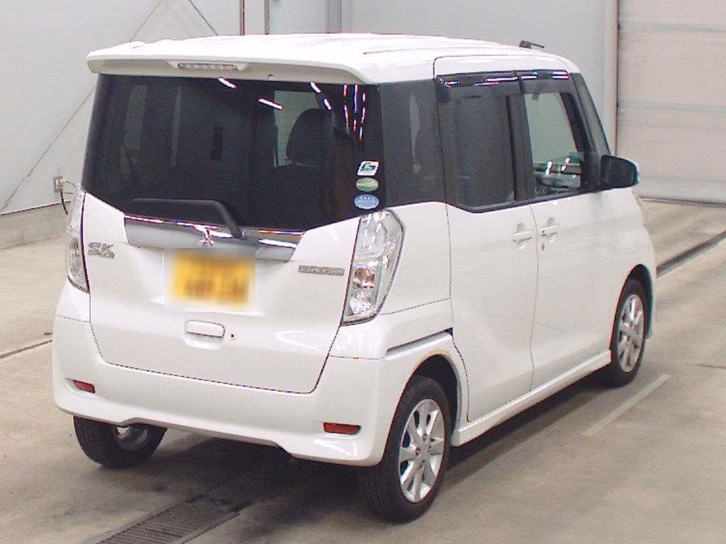 MITSUBISHI EK SPACE