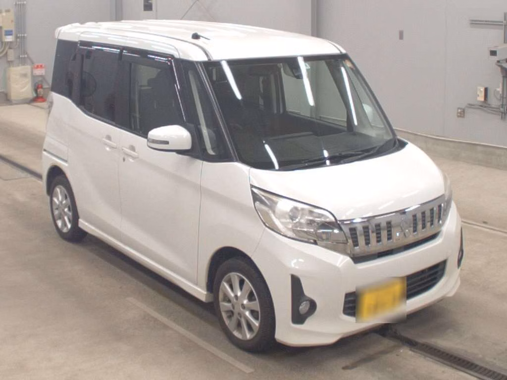 MITSUBISHI EK SPACE