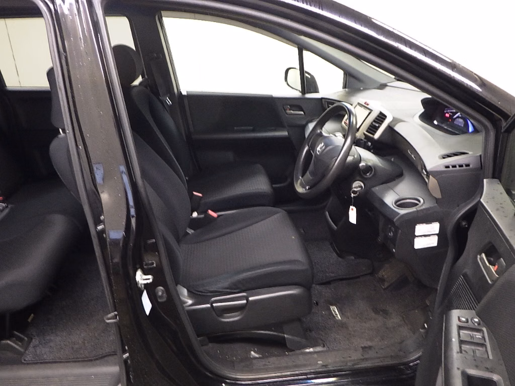 HONDA FREED SPIKE