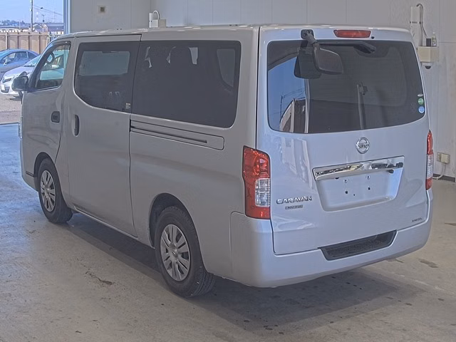 NISSAN NV350 CARAVAN