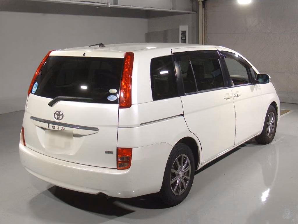 TOYOTA ISIS
