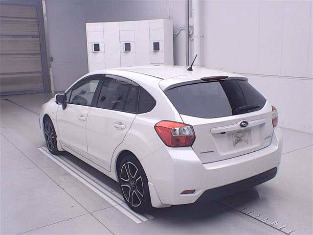 SUBARU IMPREZA