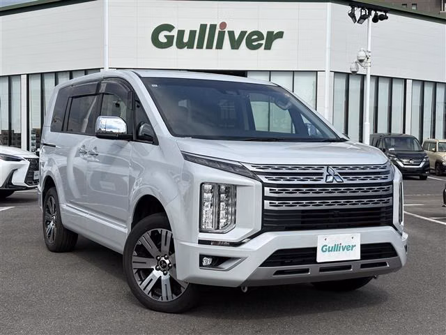MITSUBISHI DELICA D:5