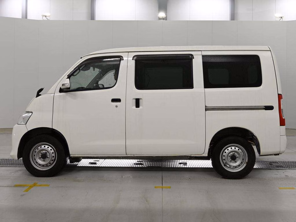 TOYOTA TOWN ACE