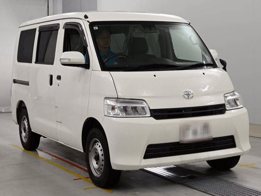 TOYOTA TOWN ACE