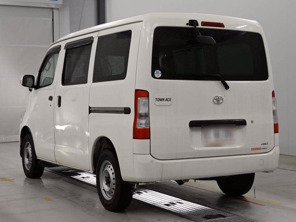TOYOTA TOWN ACE