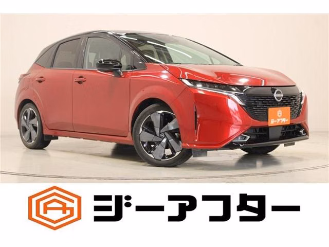 Nissan Aura