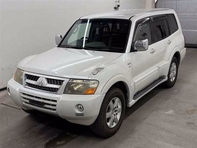 MITSUBISHI PAJERO