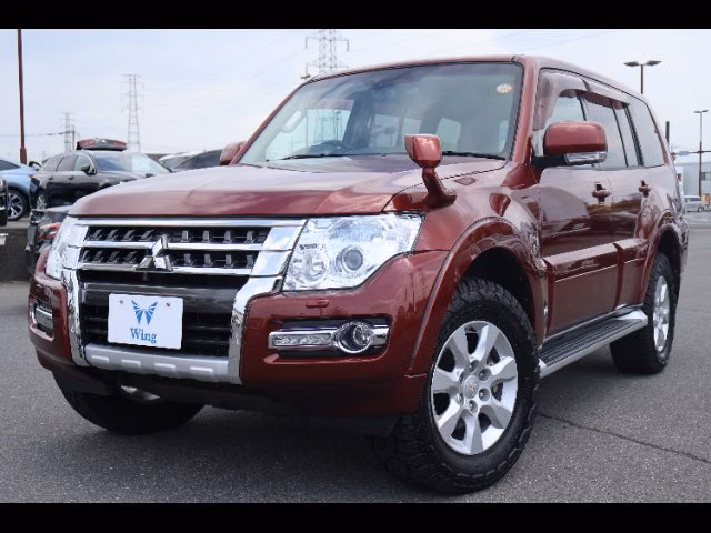 MITSUBISHI PAJERO