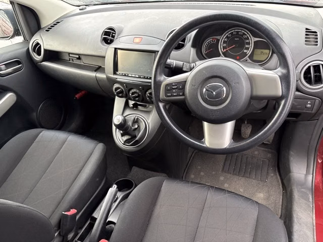 MAZDA DEMIO