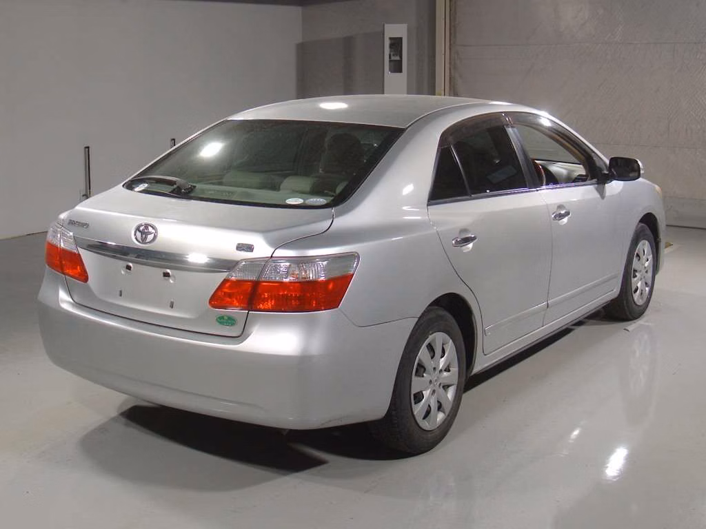 TOYOTA PREMIO