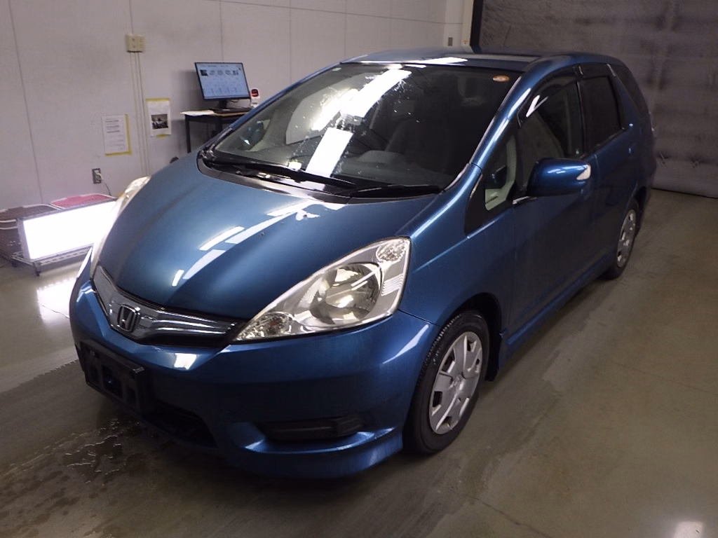 HONDA FIT SHUTTLE