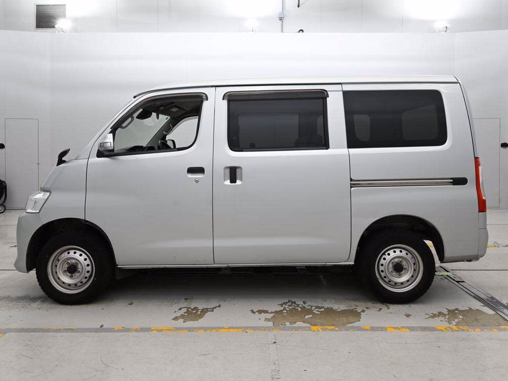 TOYOTA TOWN ACE