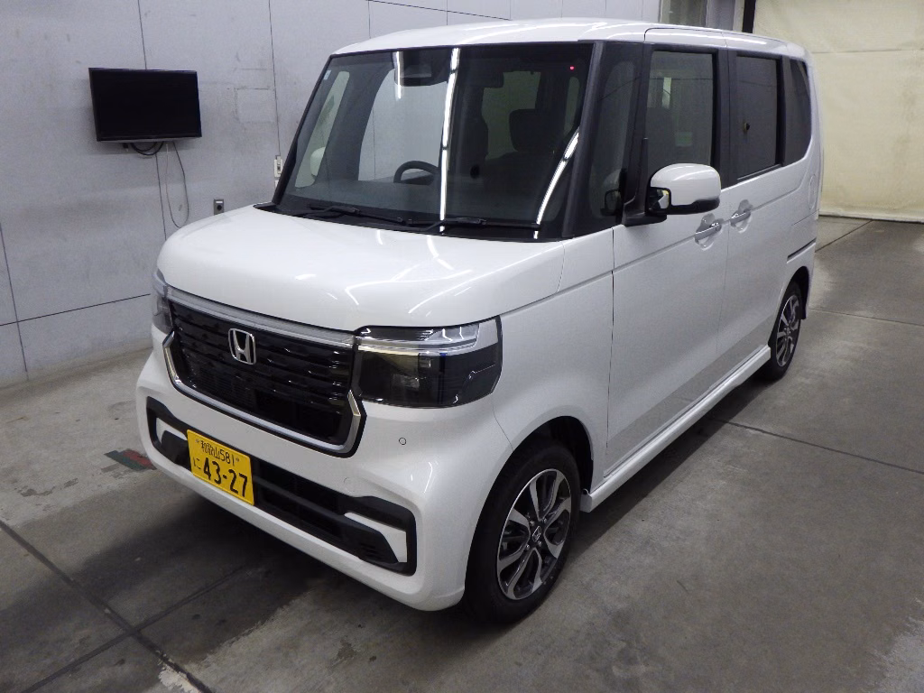 HONDA N-BOX