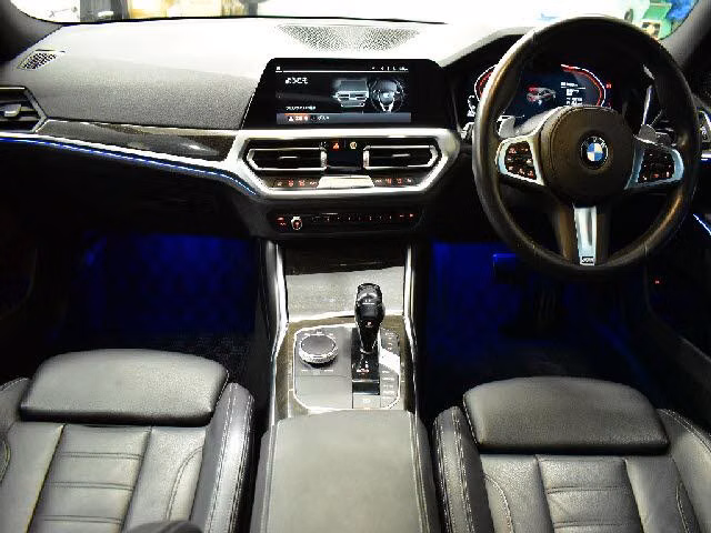 BMW 3-SERIES