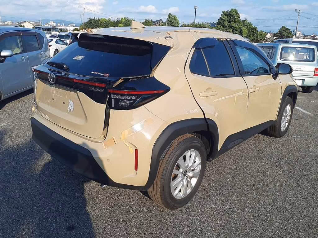 TOYOTA YARIS CROSS