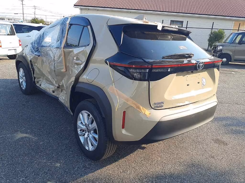 TOYOTA YARIS CROSS