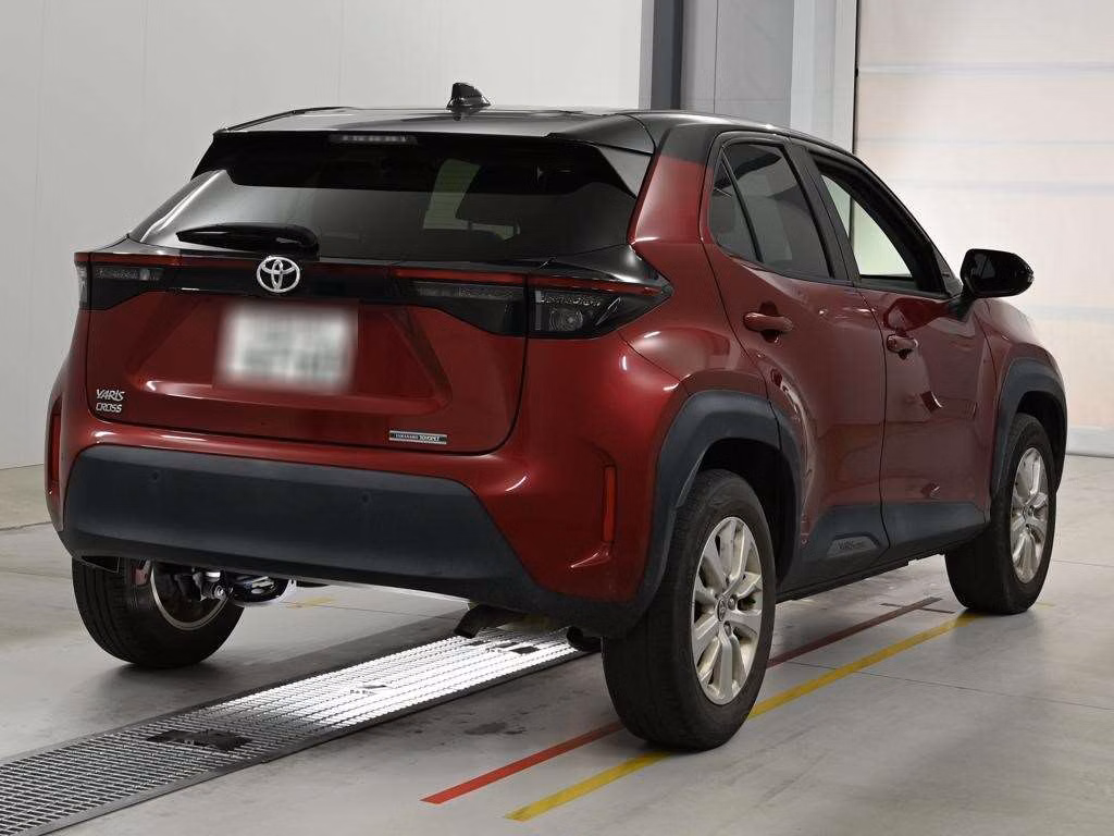 TOYOTA YARIS CROSS