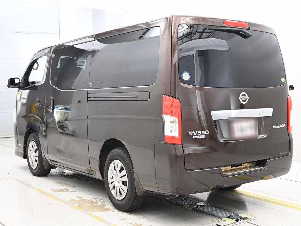 NISSAN NV350 CARAVAN
