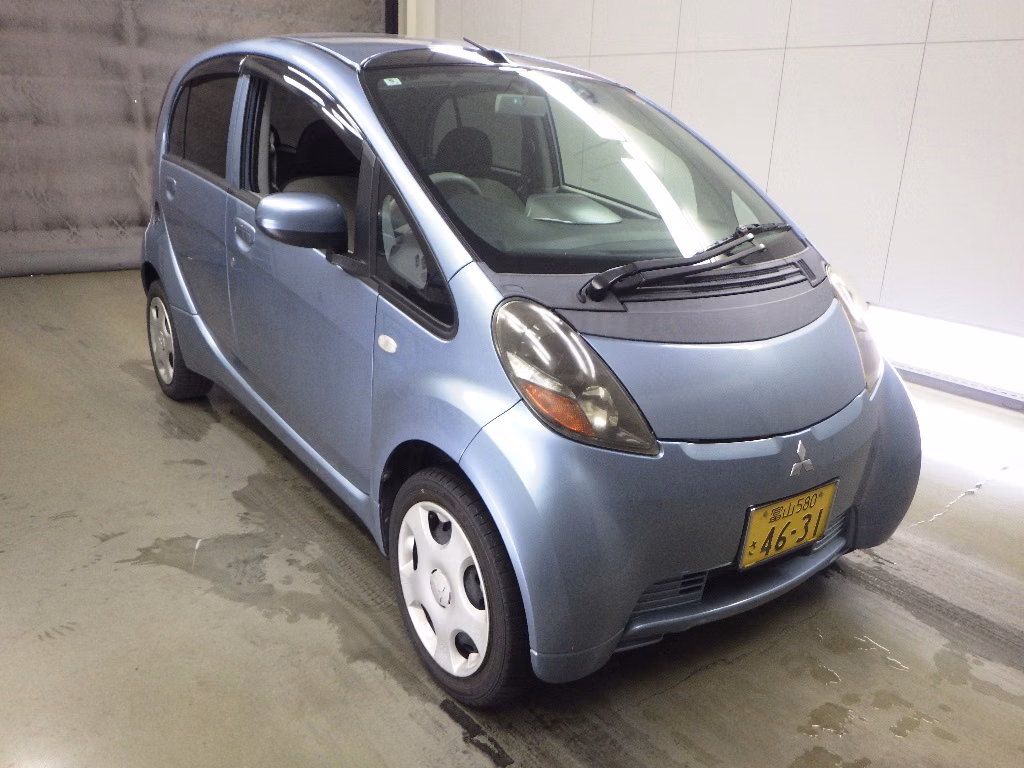 MITSUBISHI I