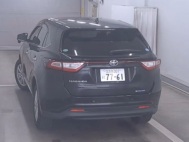 TOYOTA HARRIER