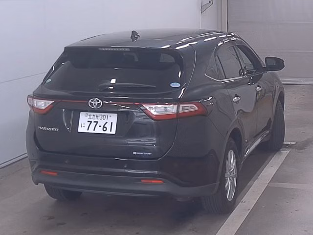 TOYOTA HARRIER