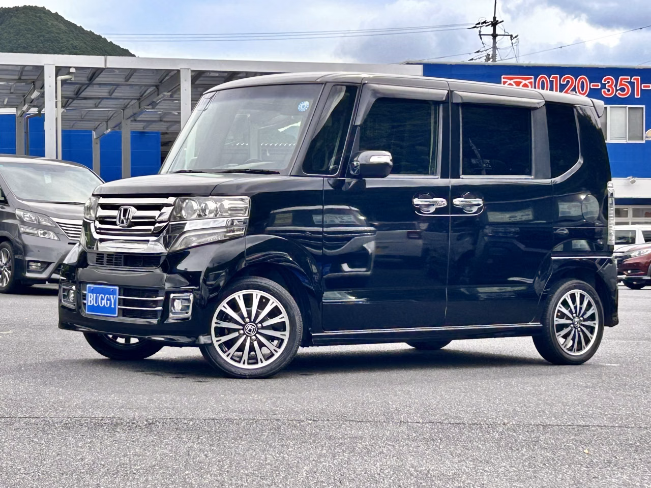 HONDA N-BOX
