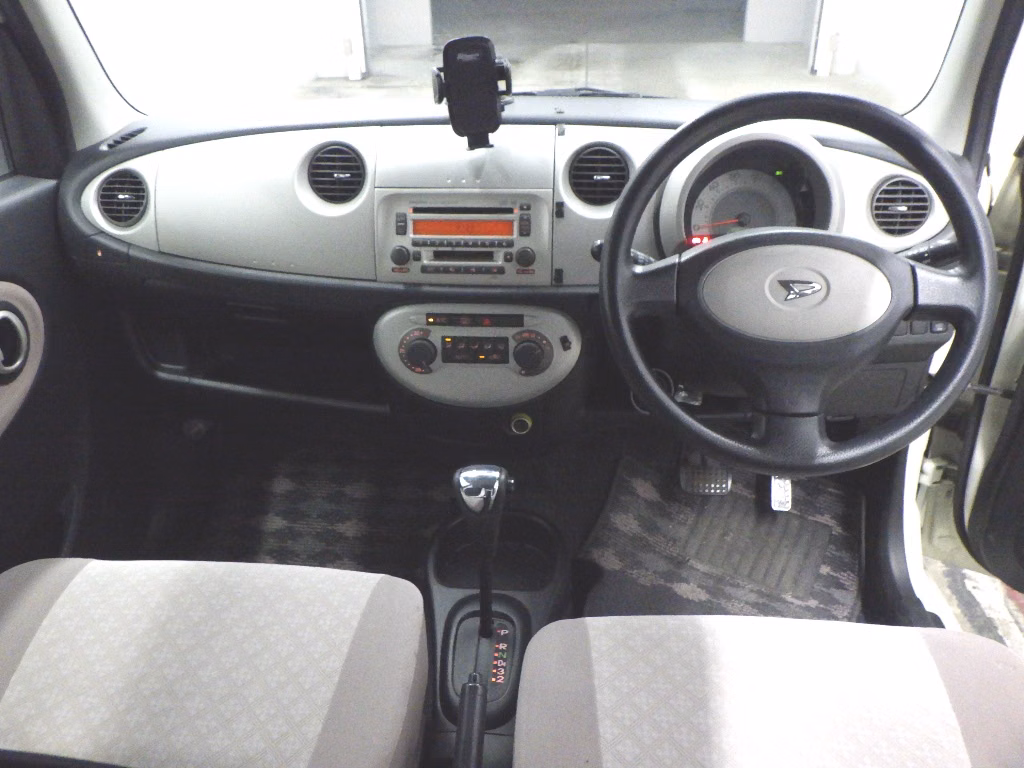DAIHATSU MIRA GINO