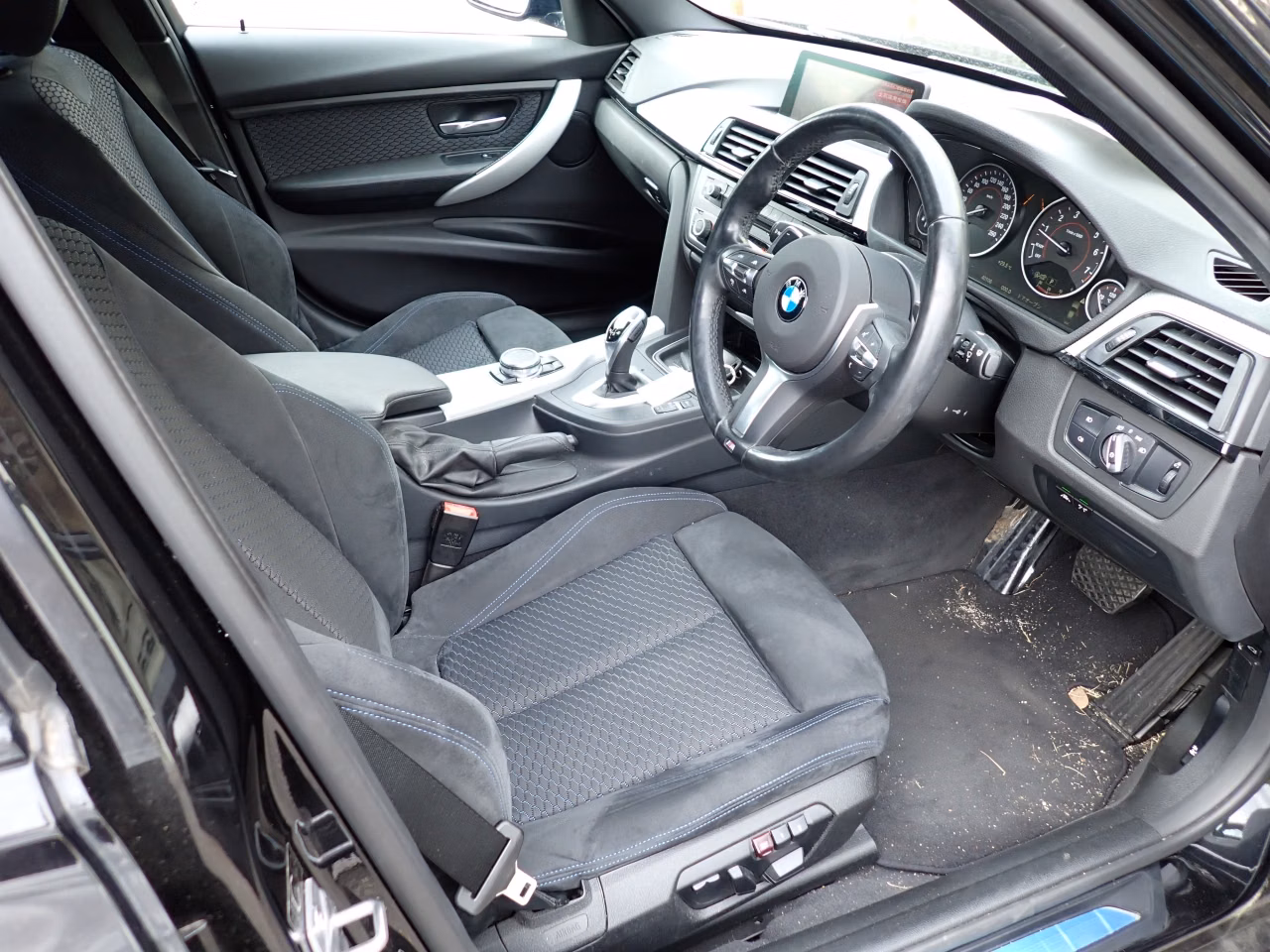 BMW 3-SERIES