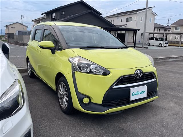 TOYOTA SIENTA
