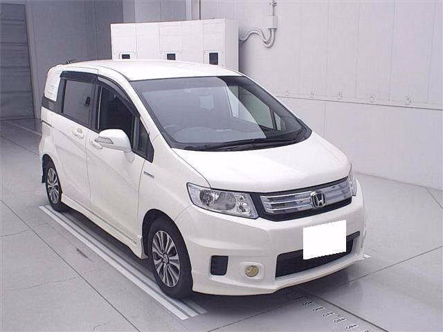 Honda Freed Spike
