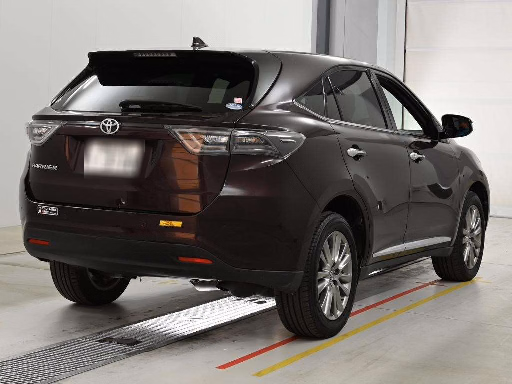 TOYOTA HARRIER