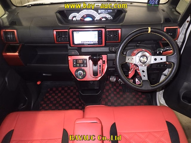 DAIHATSU WAKE