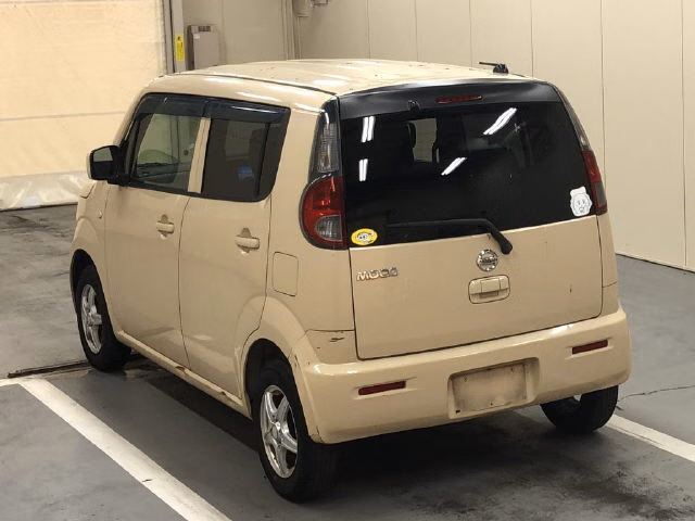 NISSAN MOCO