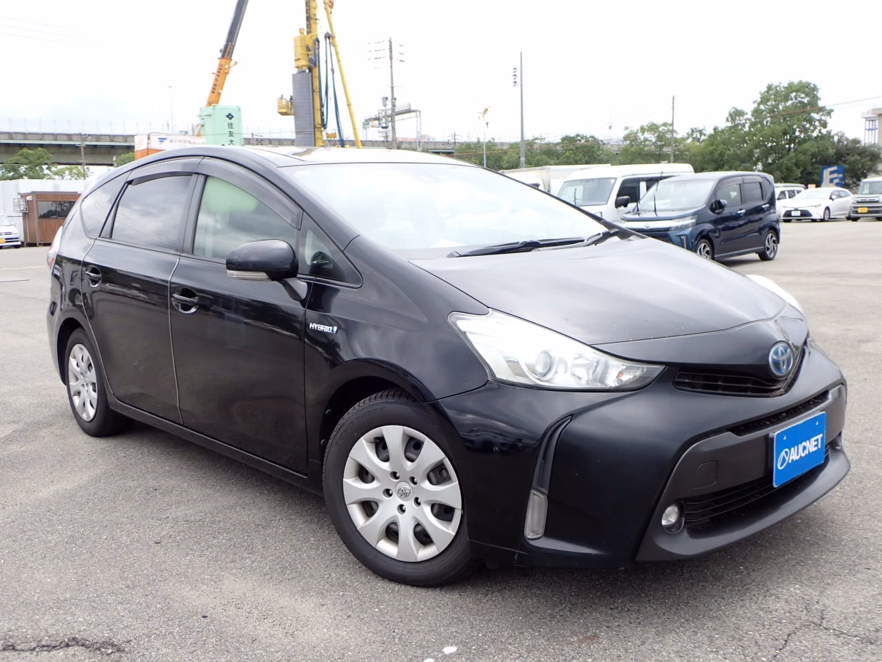 TOYOTA PRIUS ALPHA