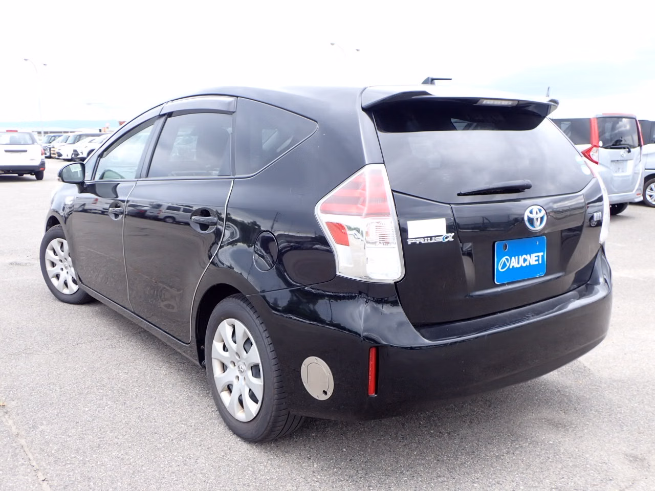 TOYOTA PRIUS ALPHA