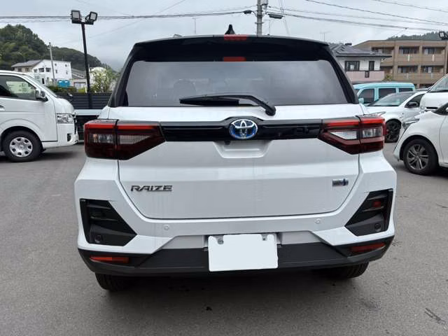 TOYOTA RAIZE