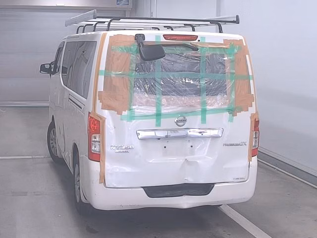 NISSAN NV350 CARAVAN