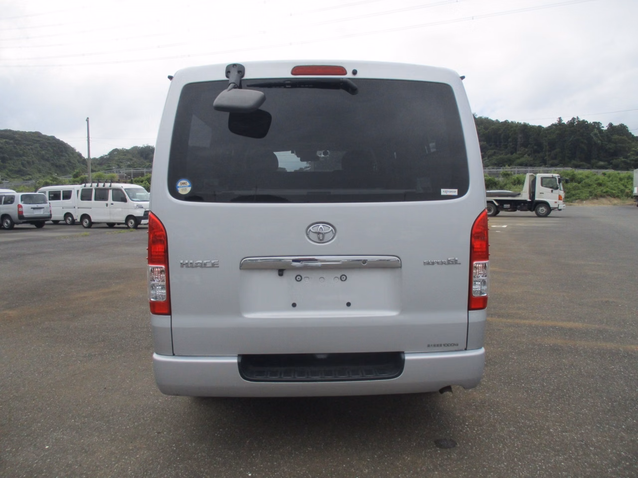 TOYOTA REGIUS ACE