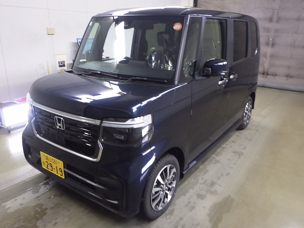 HONDA N-BOX