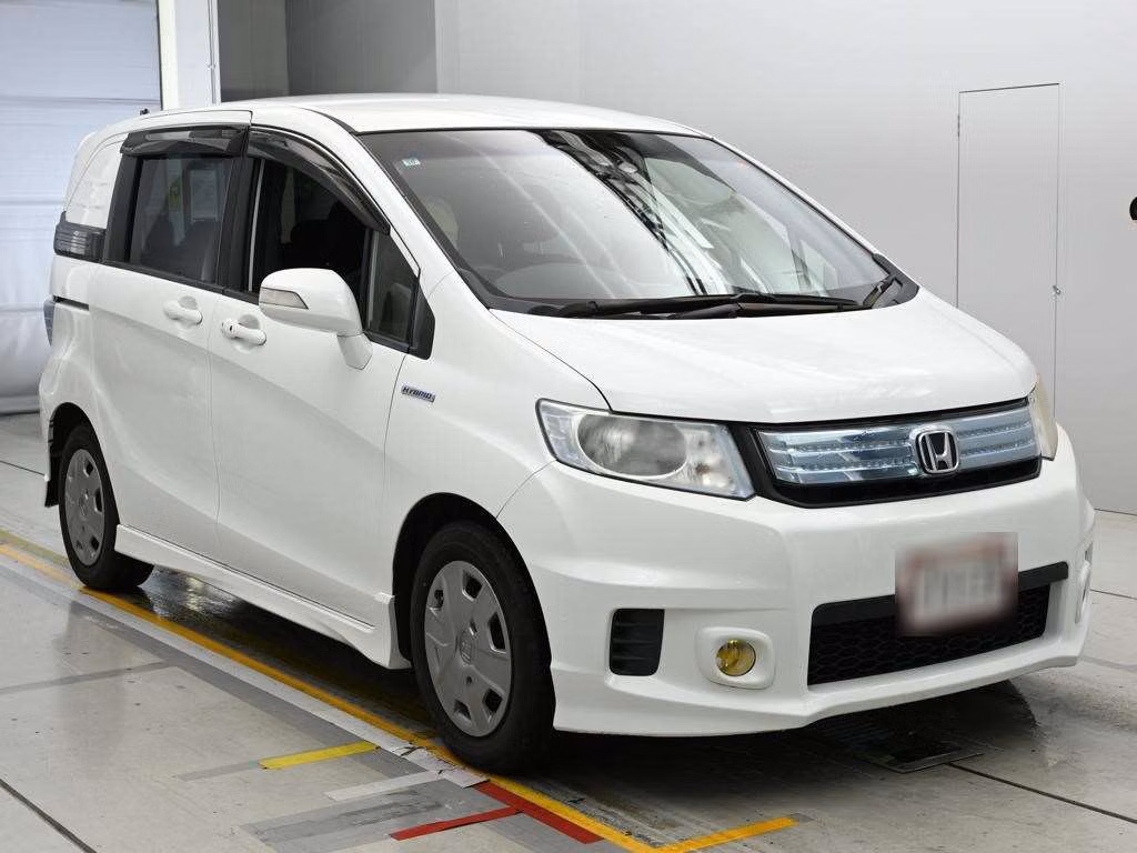 HONDA FREED