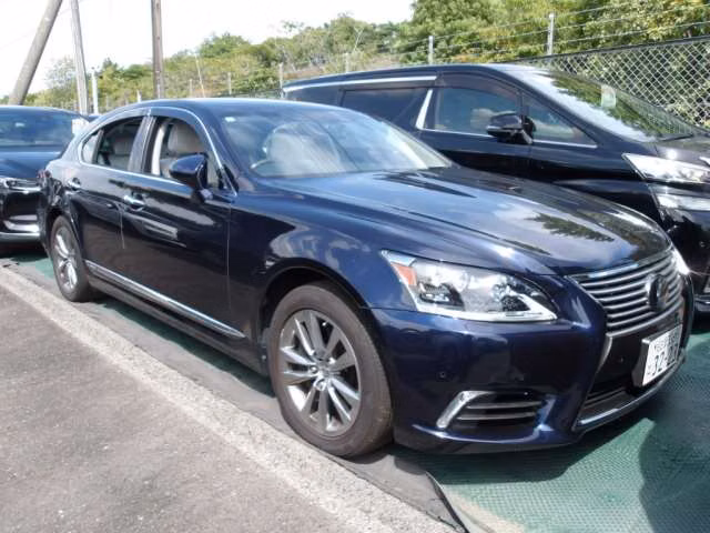 Lexus LS600h