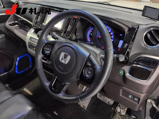 HONDA N-WGN