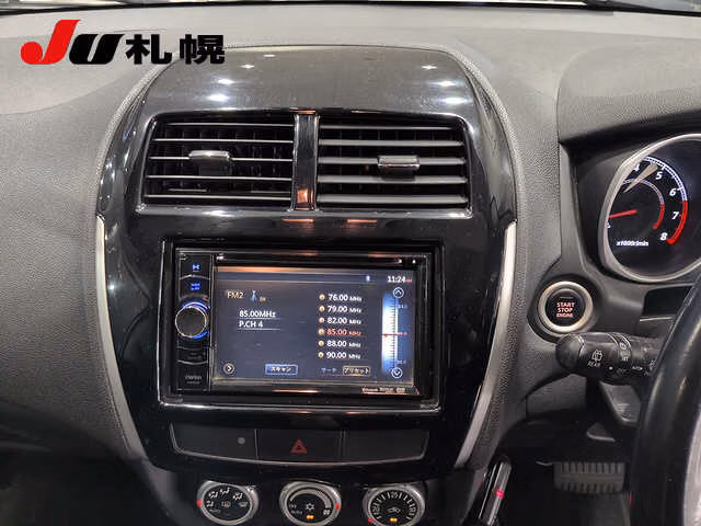 MITSUBISHI RVR