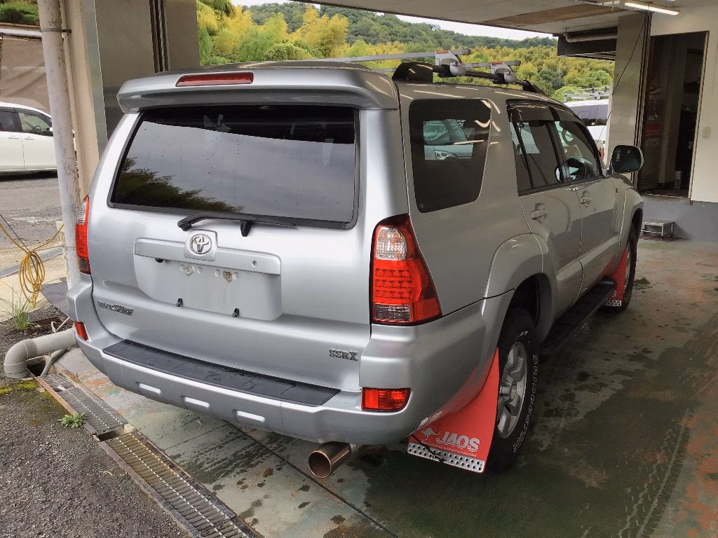 TOYOTA HILUX SURF
