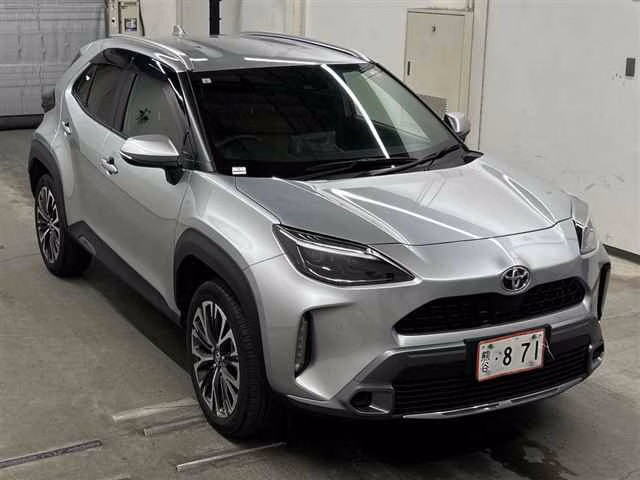 TOYOTA YARIS CROSS