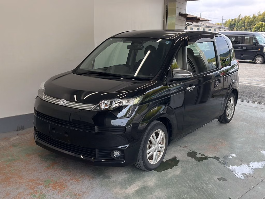 TOYOTA SPADE