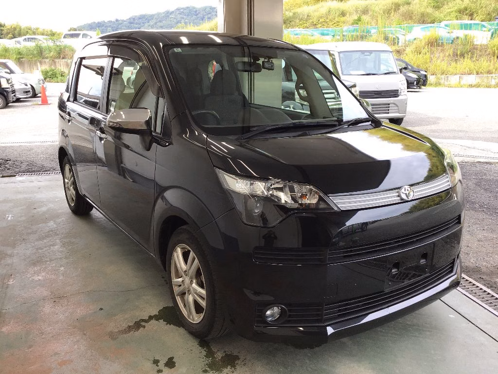 TOYOTA SPADE