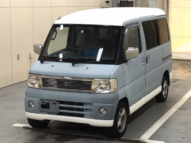 MITSUBISHI TOWN BOX