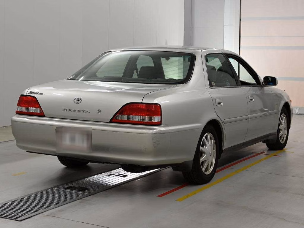 TOYOTA CRESTA